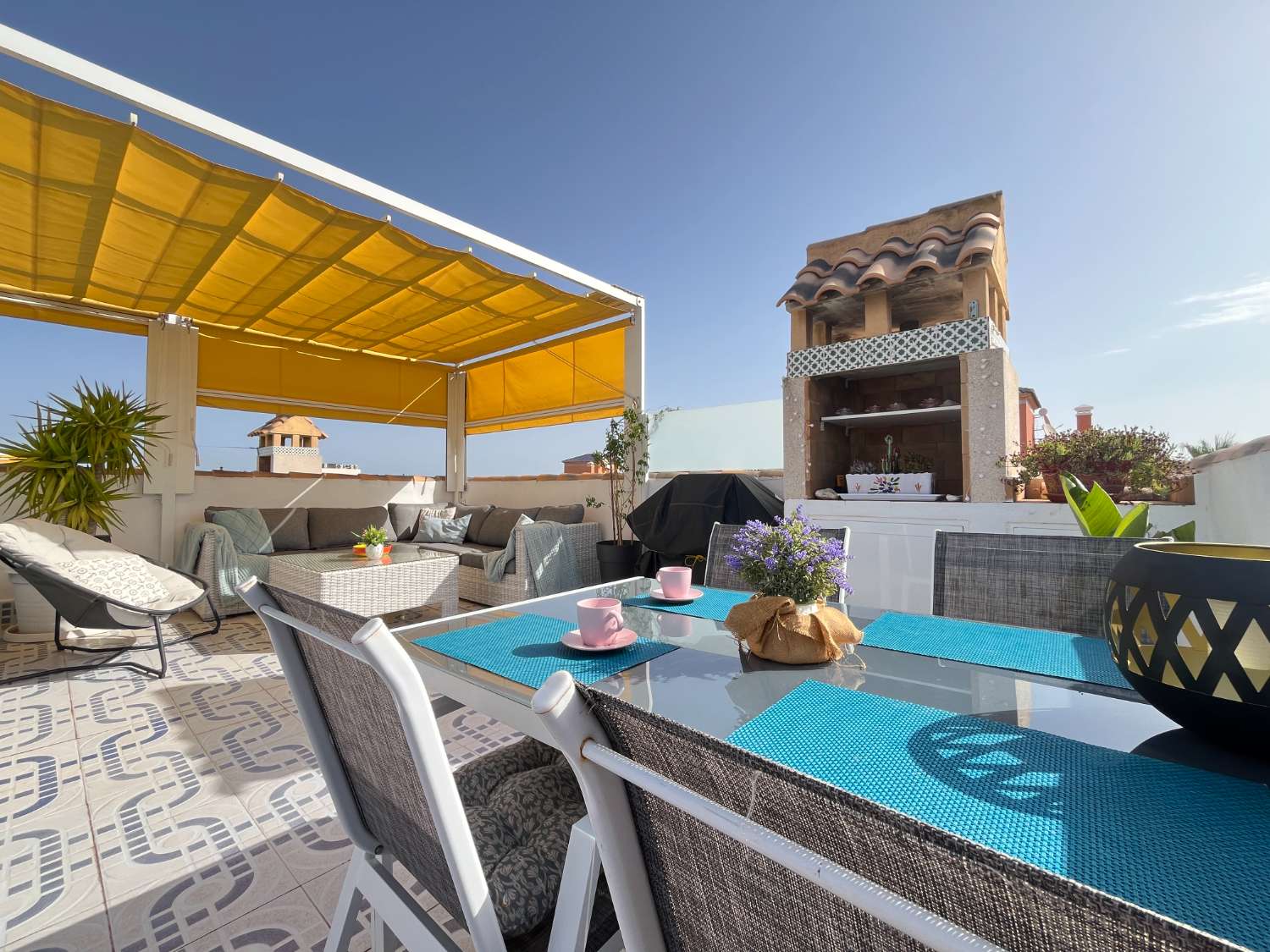 Precioso Apartamento de 2 dormitorios con solarium privado y jacuzzi
