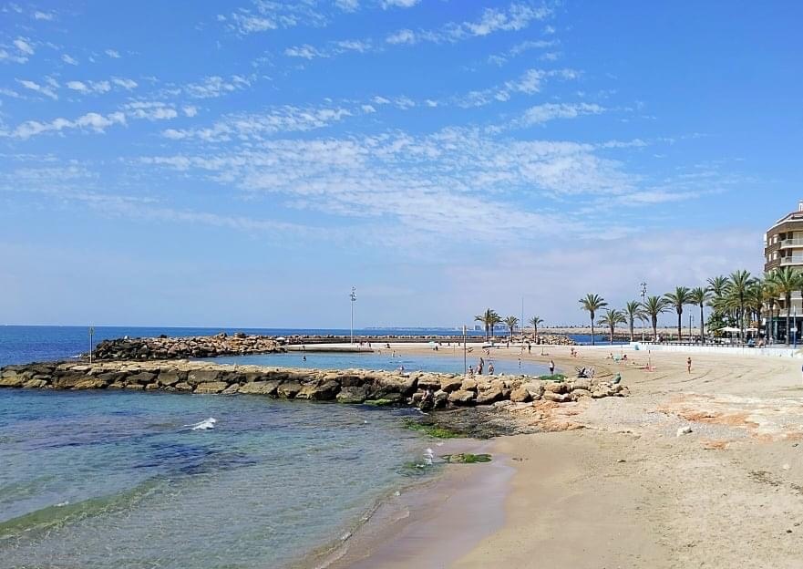 Bungalow reformado de 2 dormitorios en Torrevieja