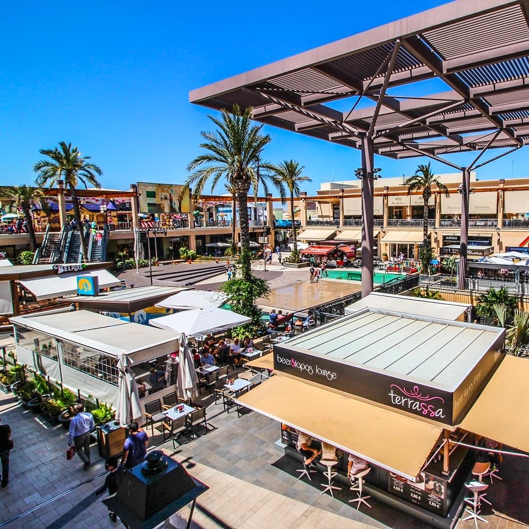 Apartamento de 2 dormitorios en la planta baja en Playa Flamenca