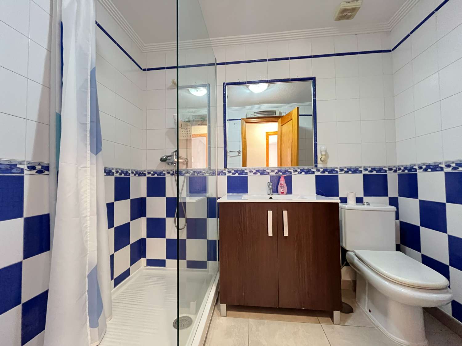 Apartamento de 2 dormitorios en la planta baja en Playa Flamenca