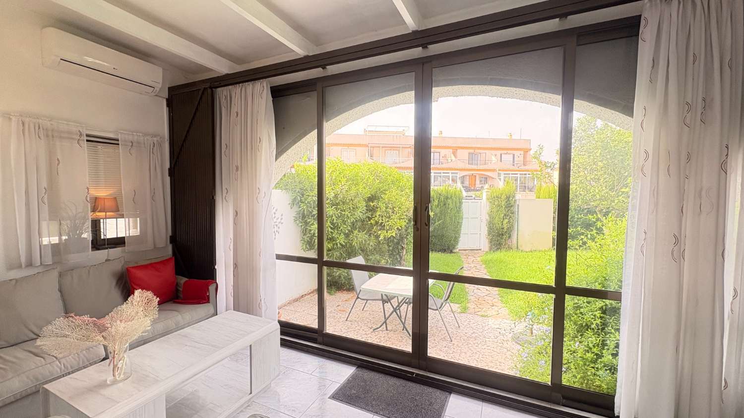 Bungalow reformado a la venta en Las Chismosas