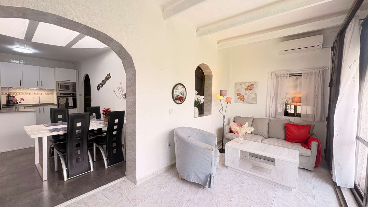 Bungalow reformado a la venta en Las Chismosas
