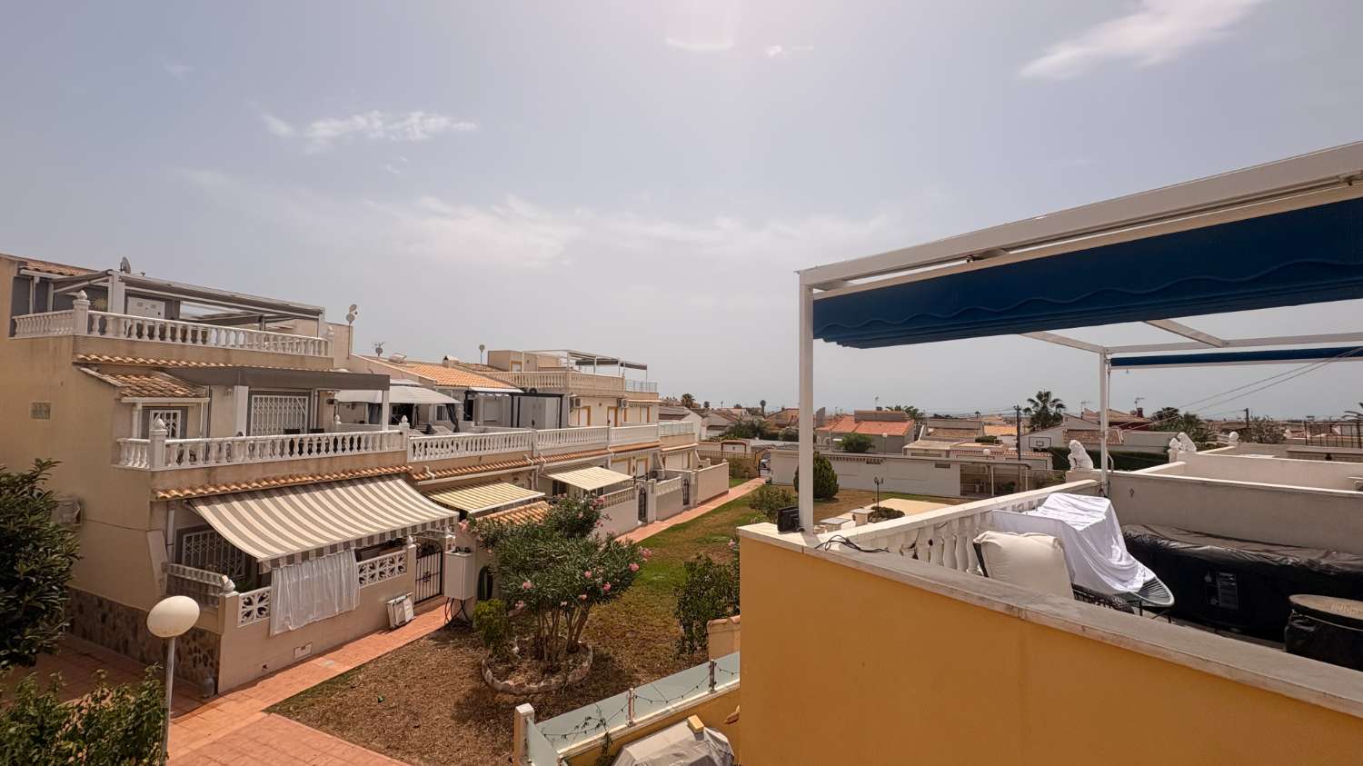 Bungalow muy bien cuidado en Las Chismosas, Orihuela Costa