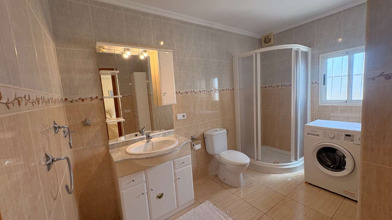 Bungalow muy bien cuidado en Las Chismosas, Orihuela Costa