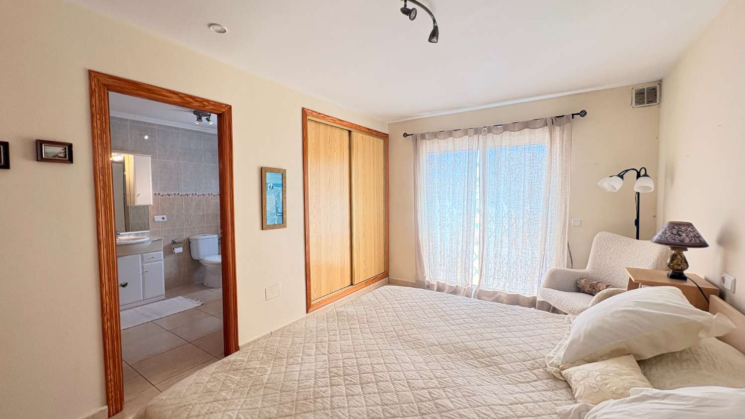 Bungalow muy bien cuidado en Las Chismosas, Orihuela Costa