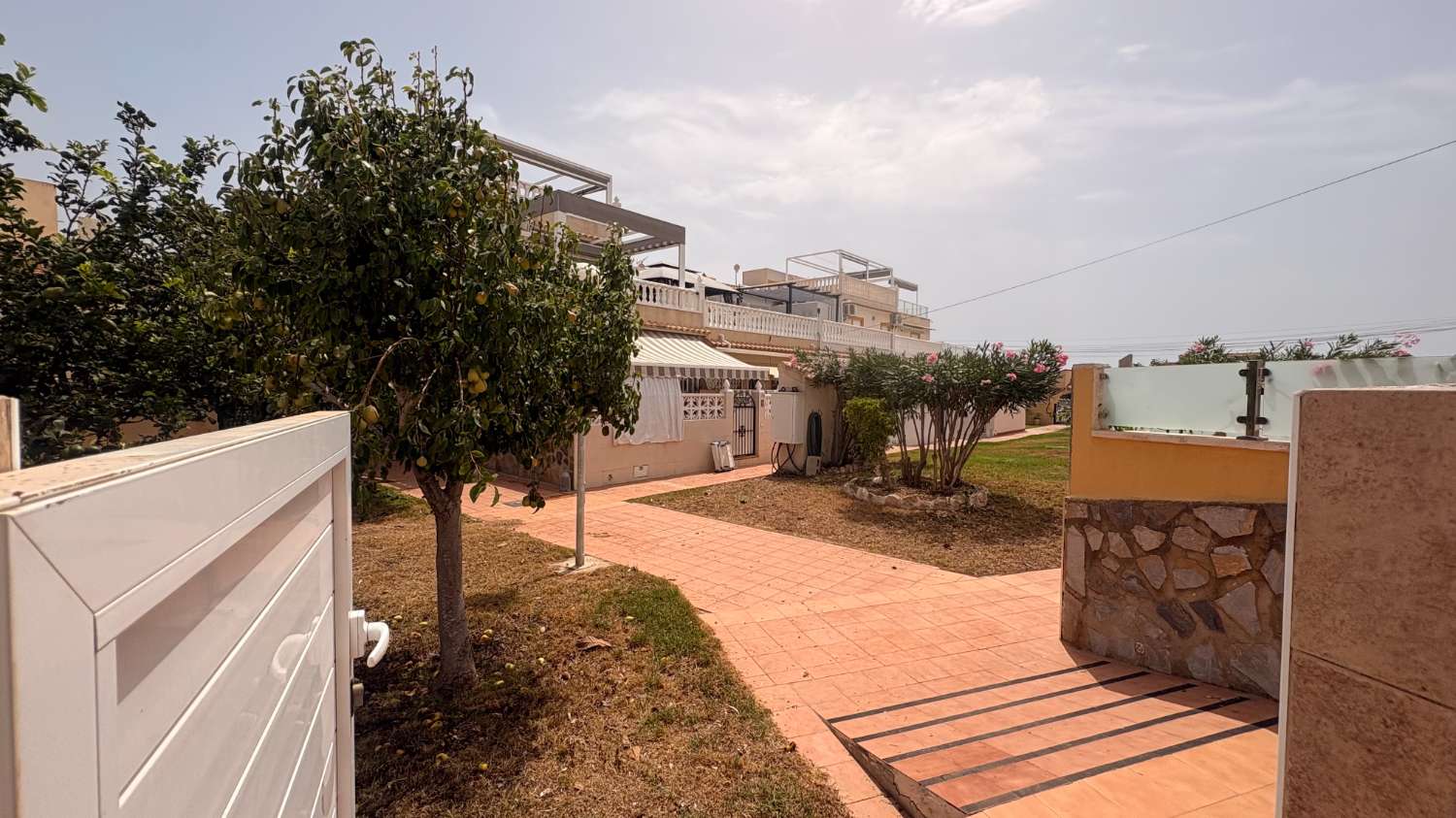 Bungalow muy bien cuidado en Las Chismosas, Orihuela Costa