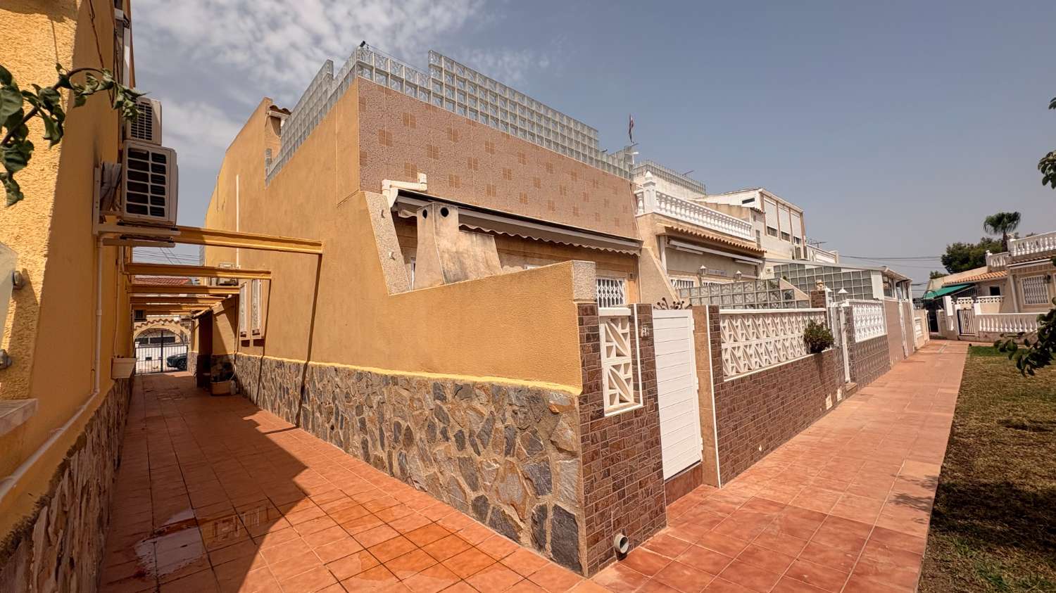 Bungalow muy bien cuidado en Las Chismosas, Orihuela Costa