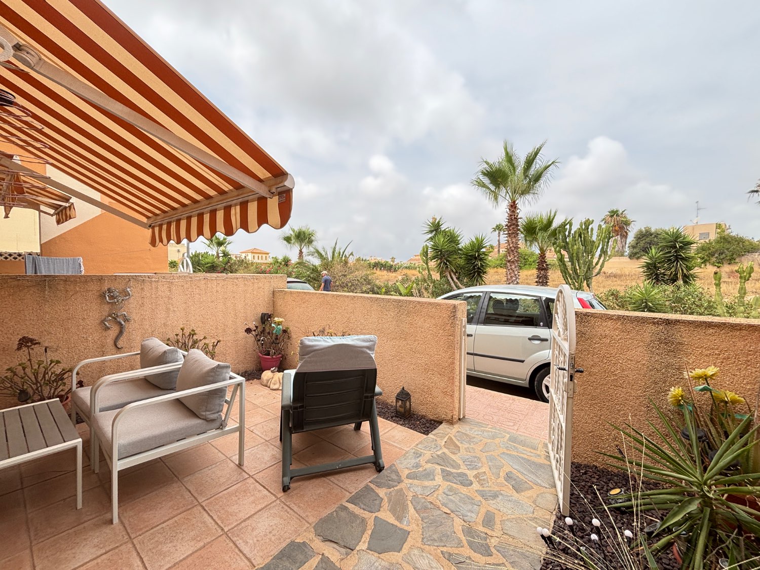 2-værelses lejlighed i stueetagen beliggende i La Florida (Orihuela Costa)