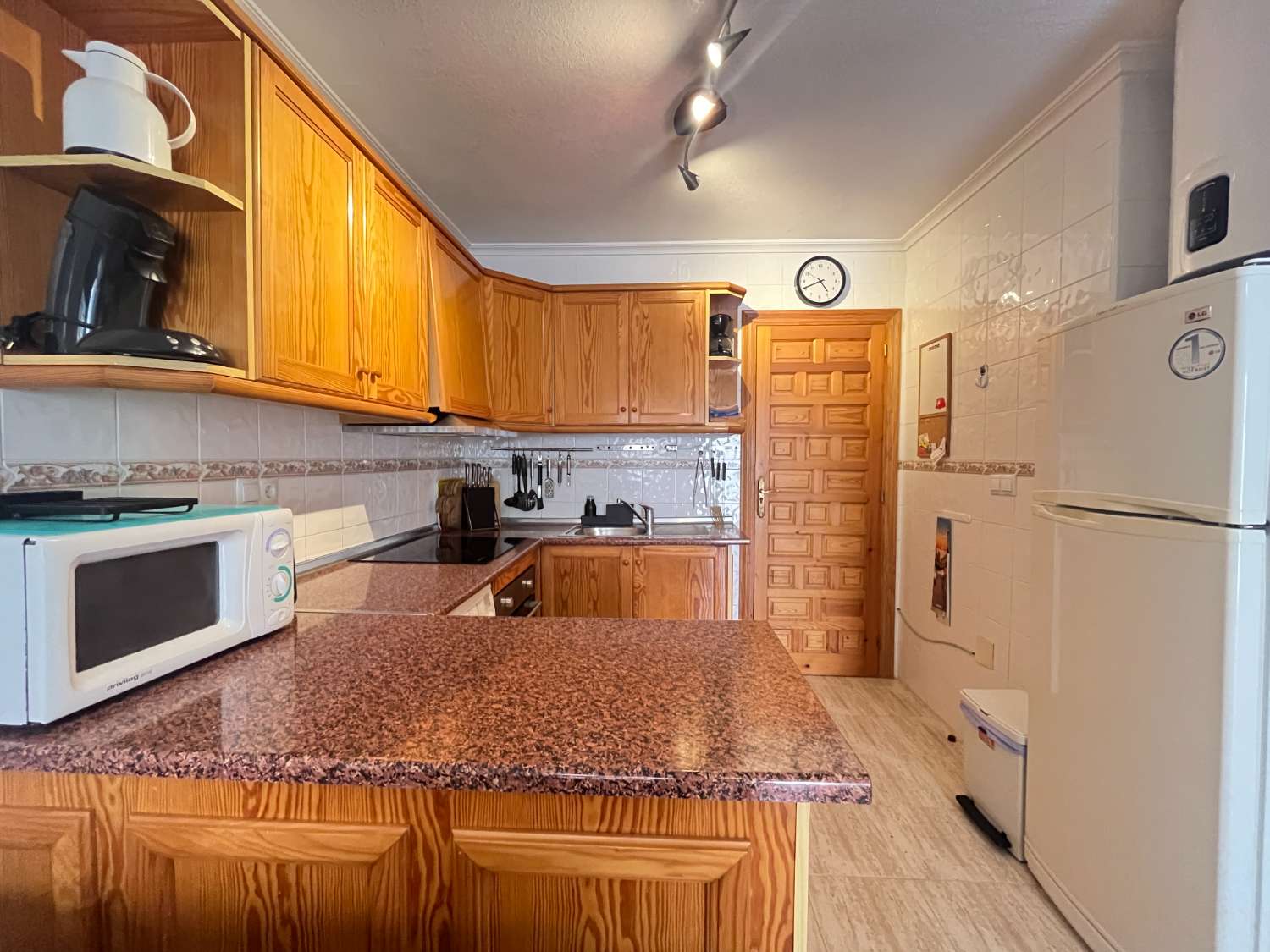 Apartamento de 2 dormitorios con piscina comunitaria