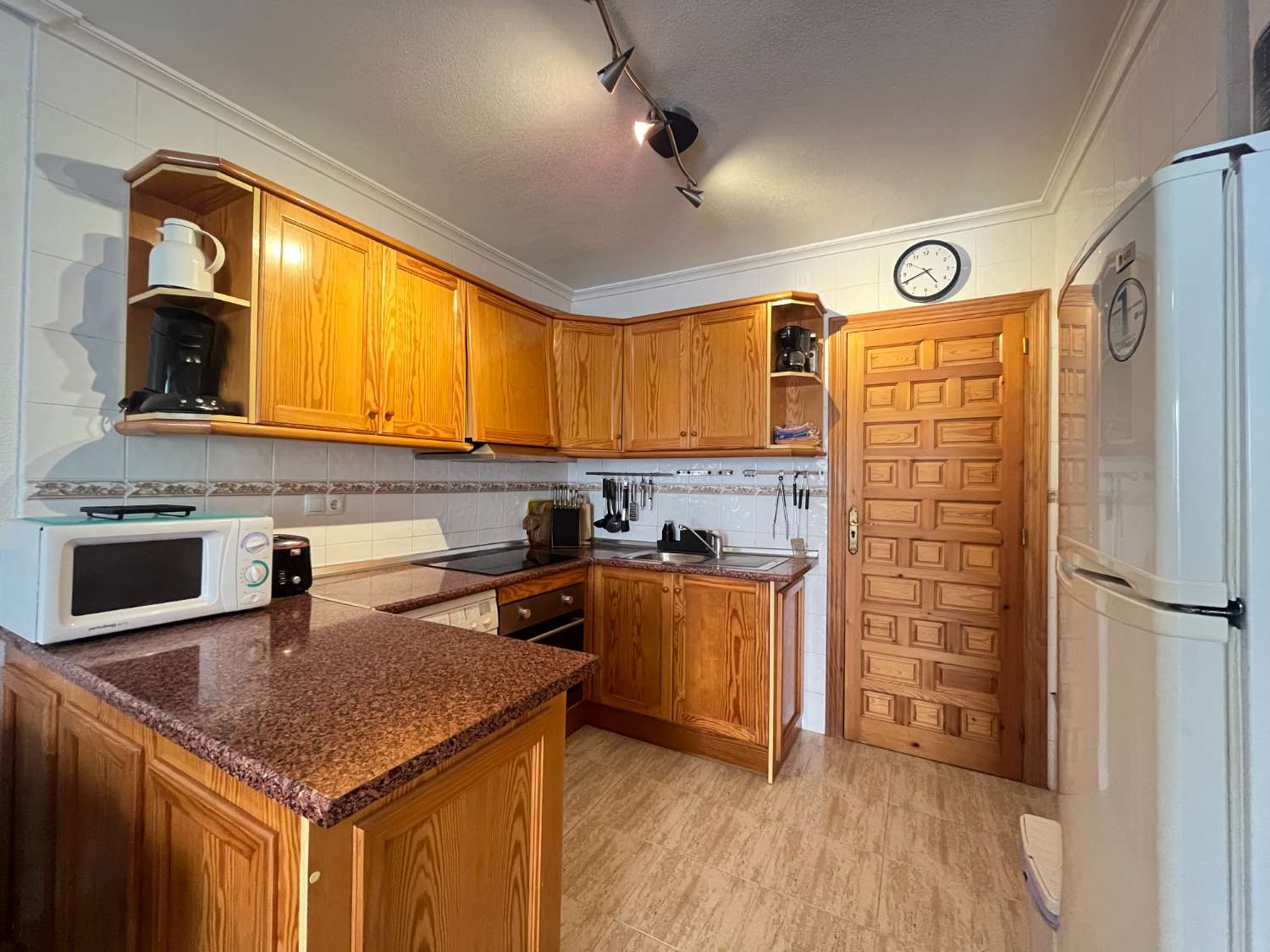 Apartamento de 2 dormitorios con piscina comunitaria