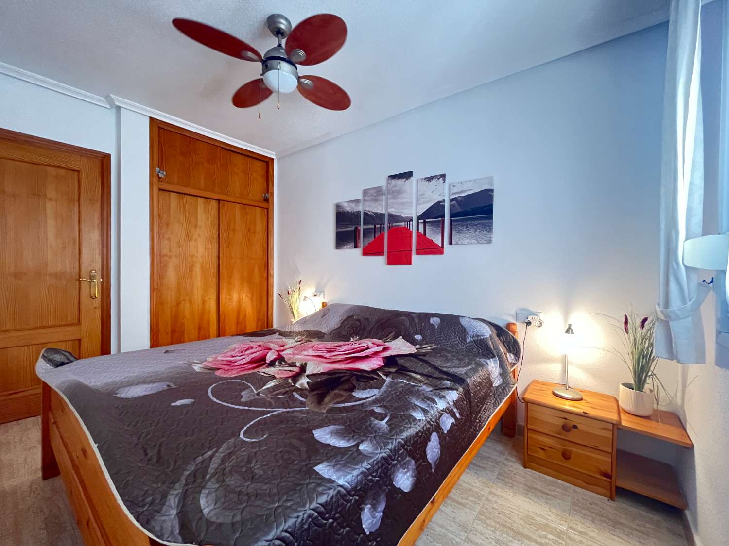 Apartamento de 2 dormitorios con piscina comunitaria