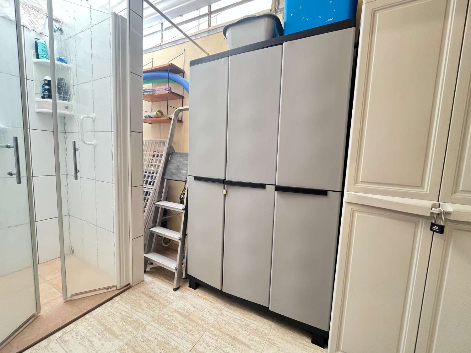 Apartamento de 2 dormitorios con piscina comunitaria