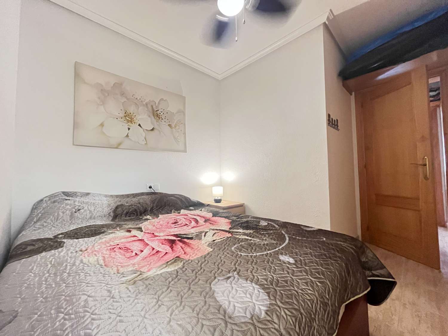Apartamento de 2 dormitorios con piscina comunitaria
