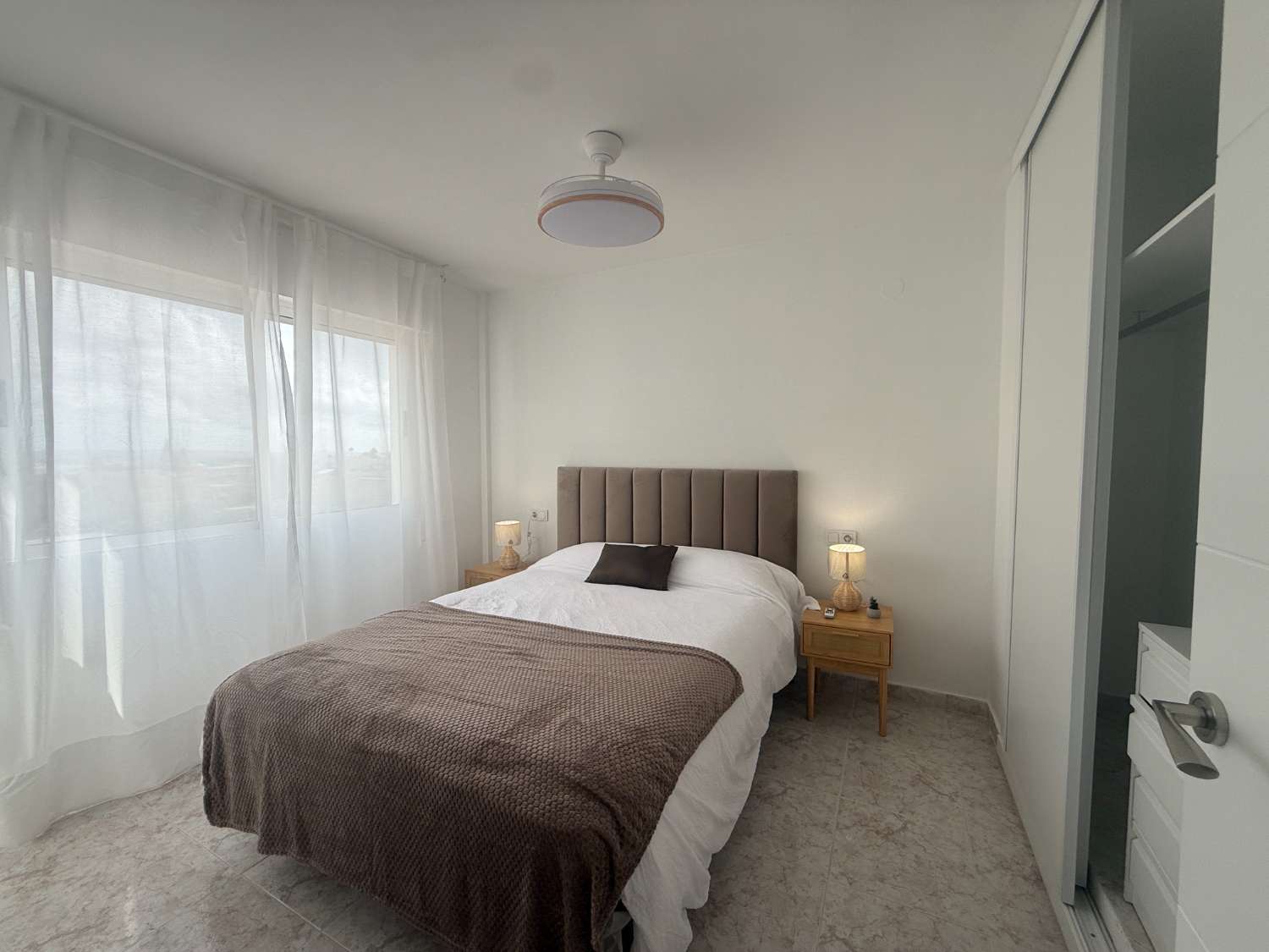 Bungalow completamente reformado listo para entrar a vivir.