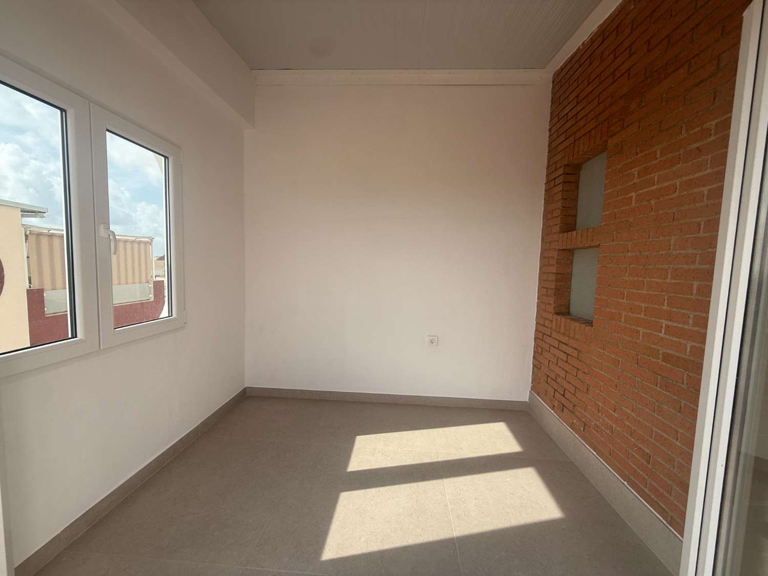 Bungalow completamente reformado listo para entrar a vivir.