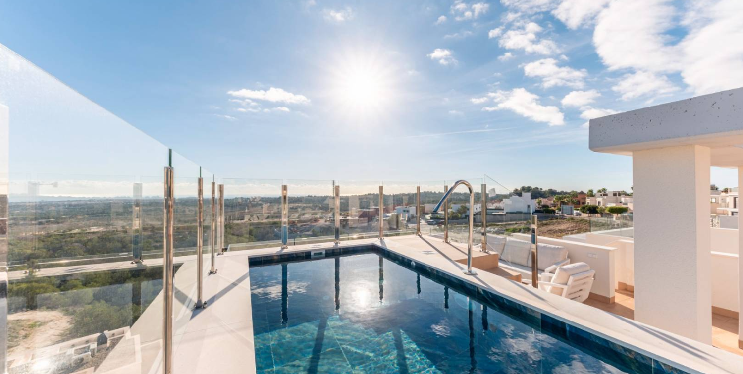 Bungalow myynnissä San Miguel de Salinas