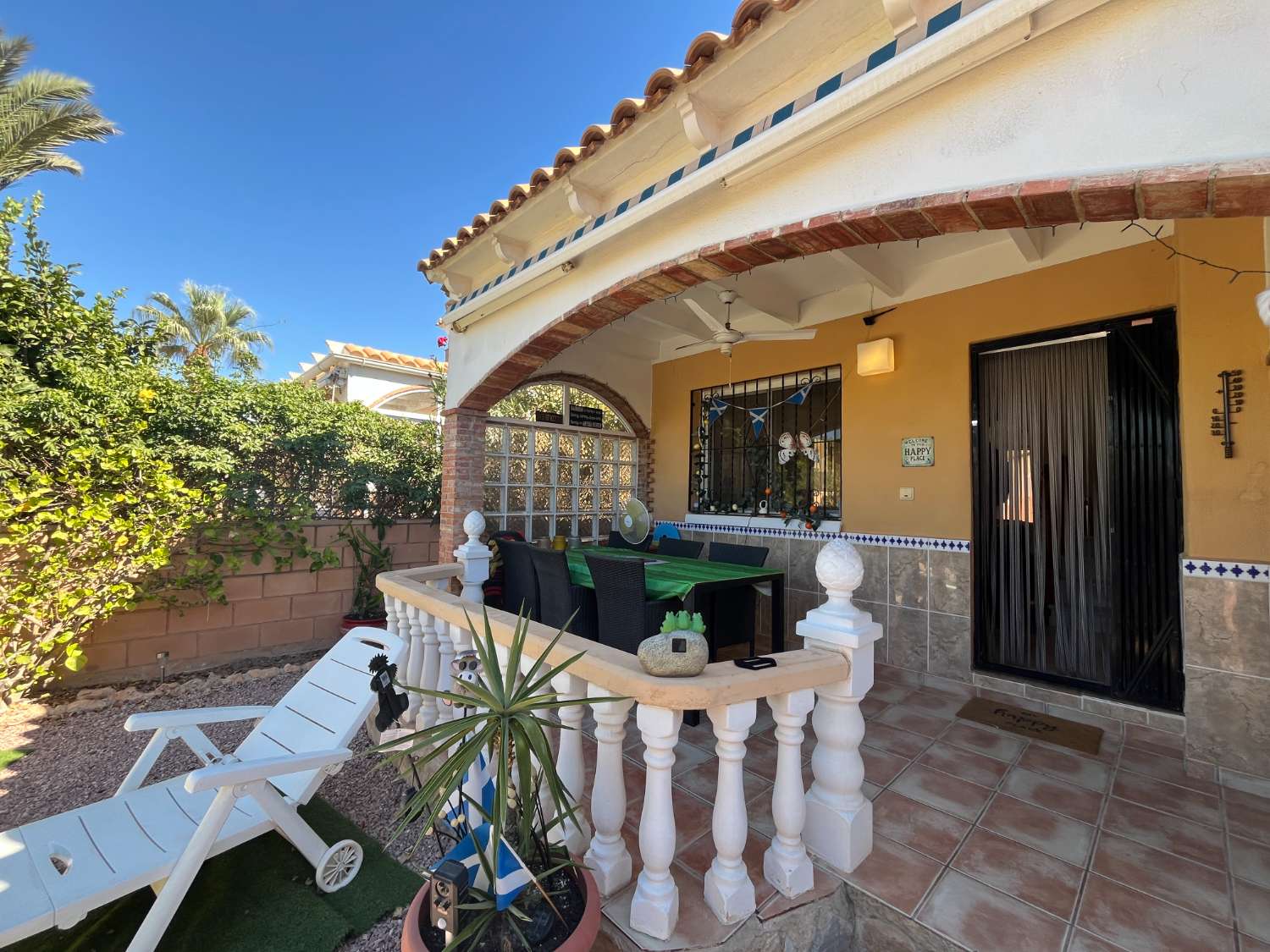 Huvila myynnissä Los Almendros-La Florida (Orihuela)