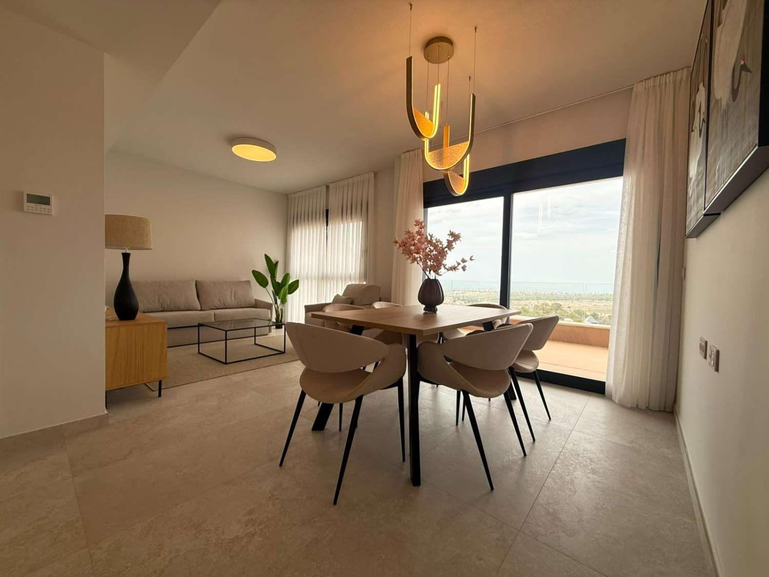 Bungalow myynnissä San Miguel de Salinas