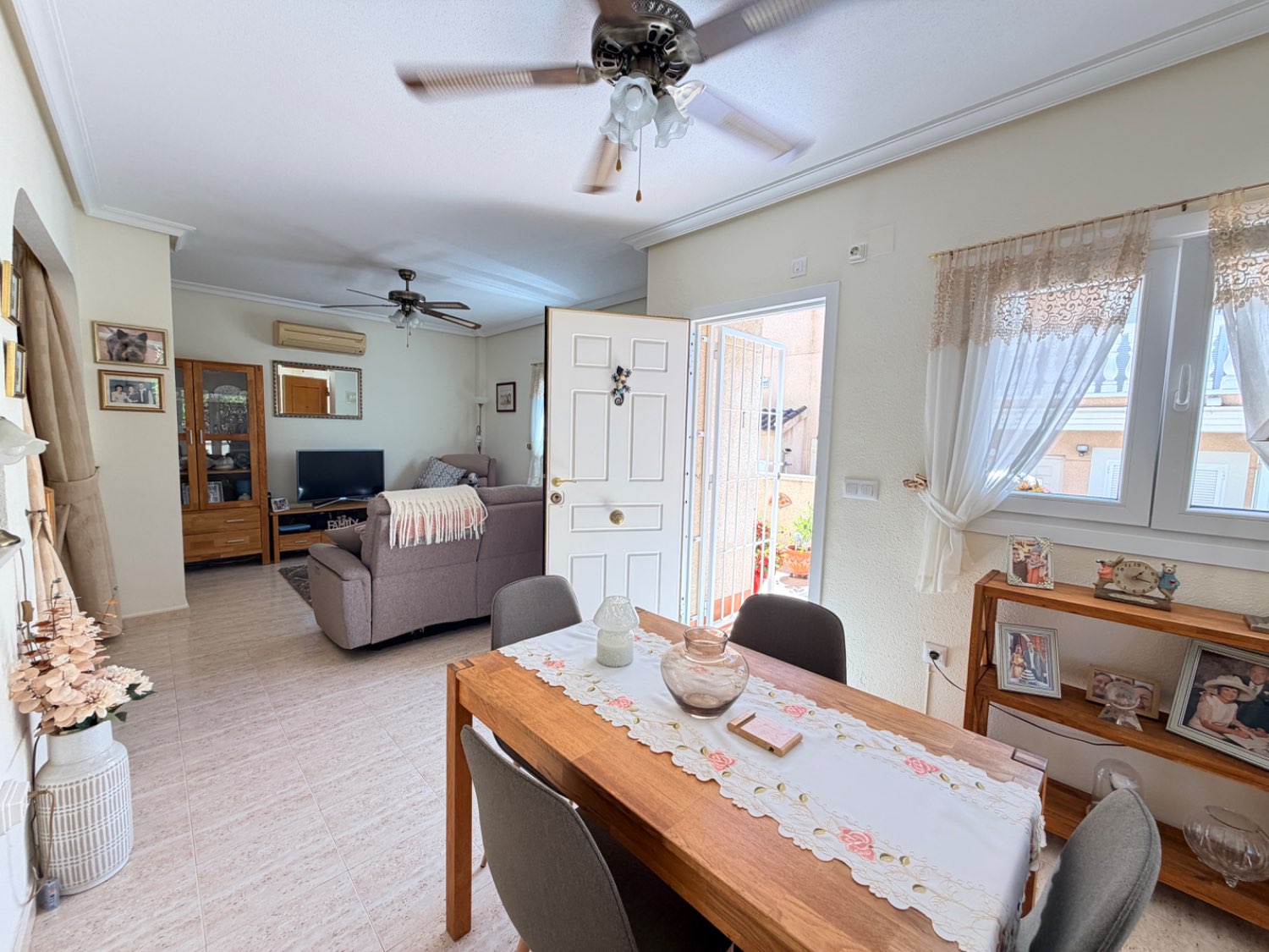 Corner duplex with private garden in Zeniamar 4, Orihuela Costa, 2 bedrooms 2 bathrooms