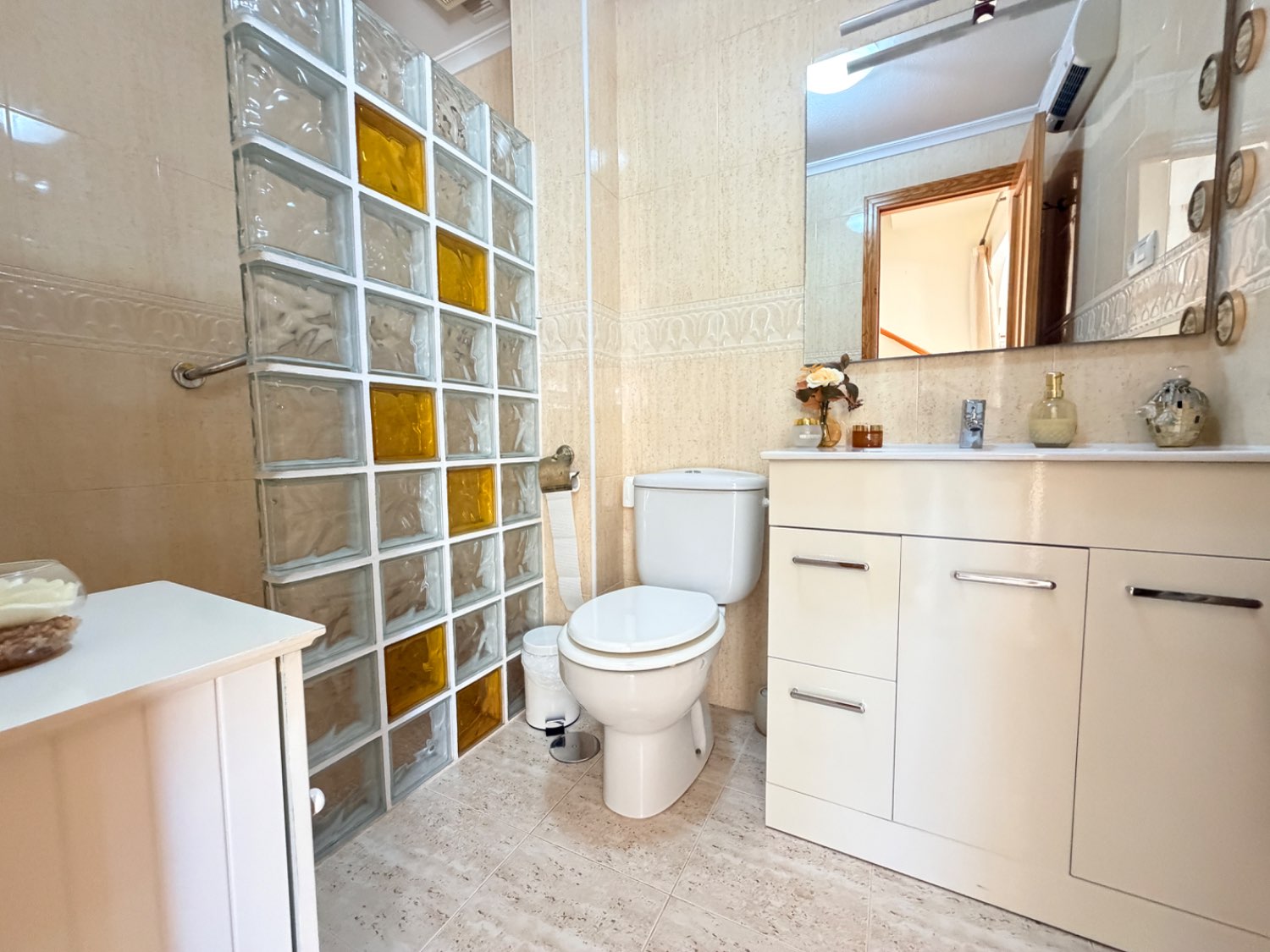 Corner duplex with private garden in Zeniamar 4, Orihuela Costa, 2 bedrooms 2 bathrooms