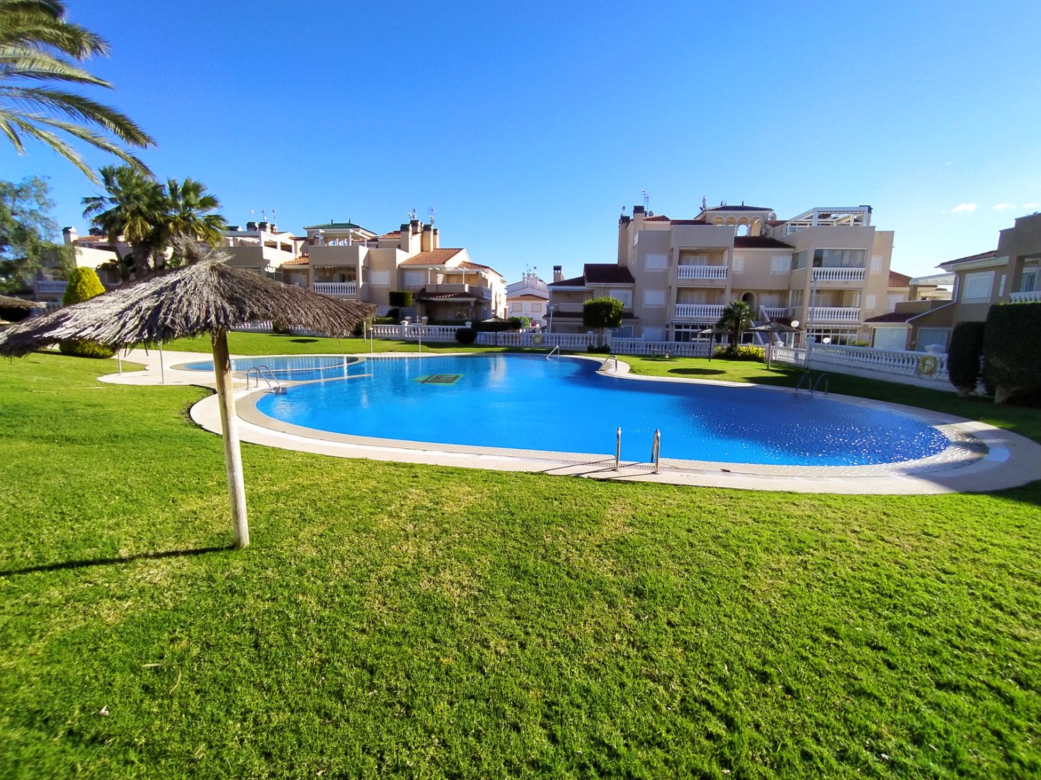 Corner duplex with private garden in Zeniamar 4, Orihuela Costa, 2 bedrooms 2 bathrooms