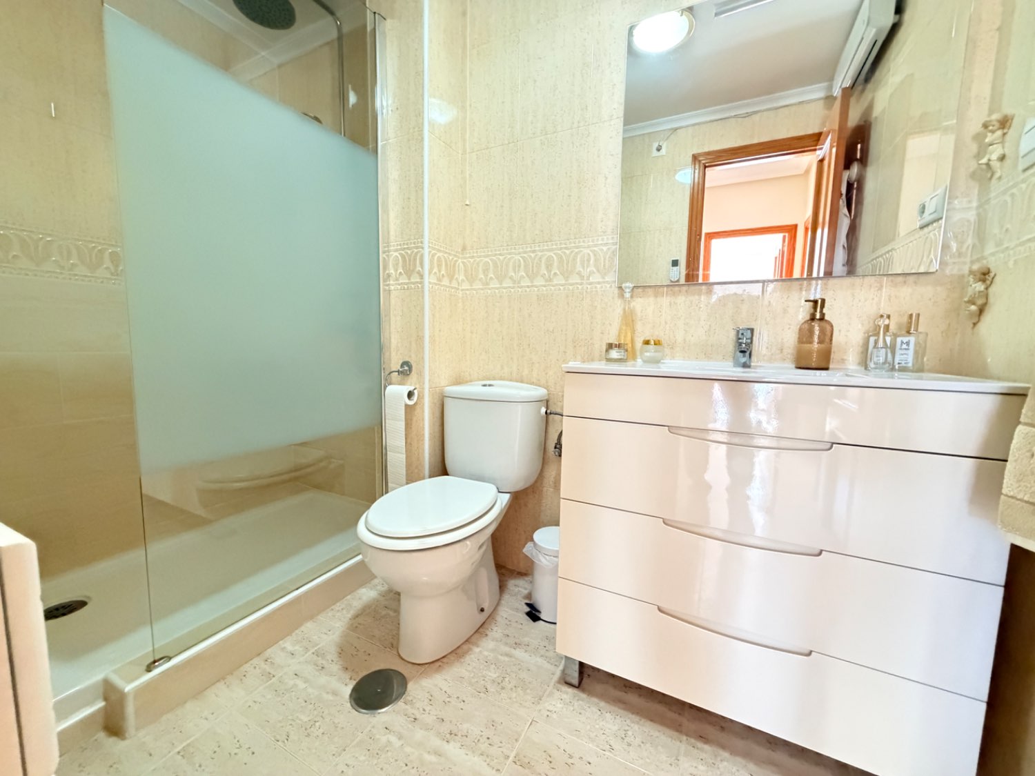 Corner duplex with private garden in Zeniamar 4, Orihuela Costa, 2 bedrooms 2 bathrooms