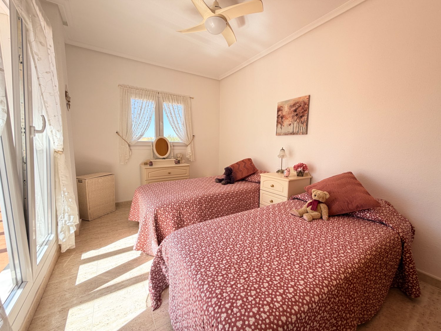 Corner duplex with private garden in Zeniamar 4, Orihuela Costa, 2 bedrooms 2 bathrooms