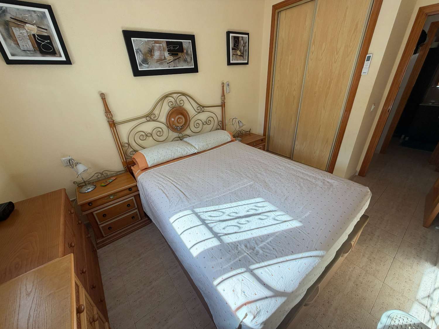 Spacious 2 Bedroom Ground Floor Apartment in Zeniamar