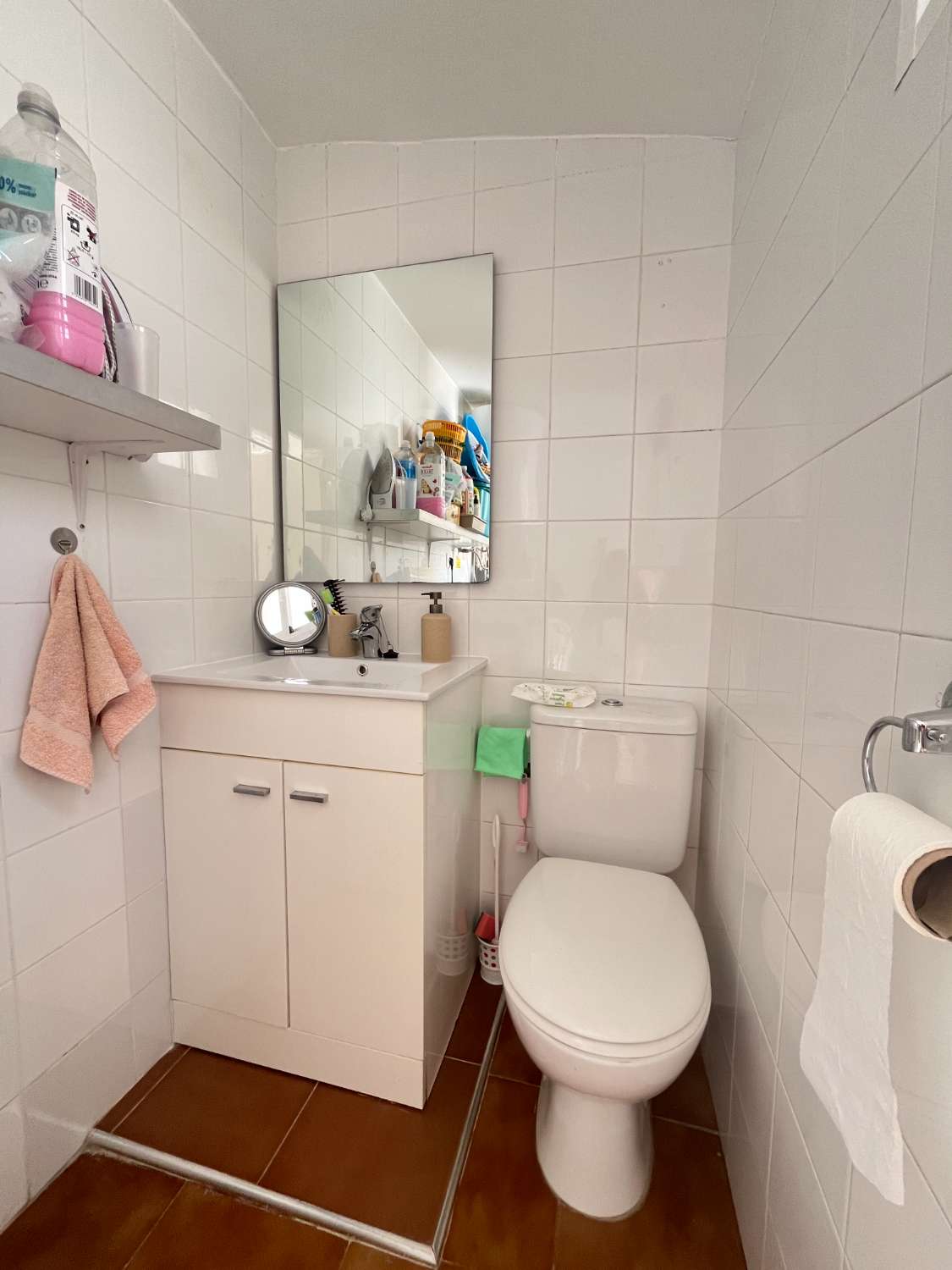 Magnífico tríplex de 3 dormitorios y 3 baños con piscina comunitaria en Playa Flamenca.