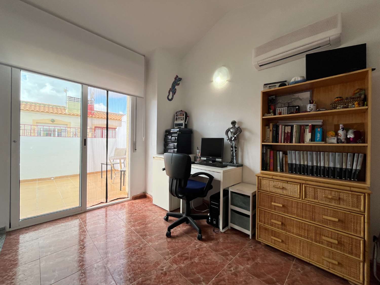 Hus til salg i Playa Flamenca (Orihuela)