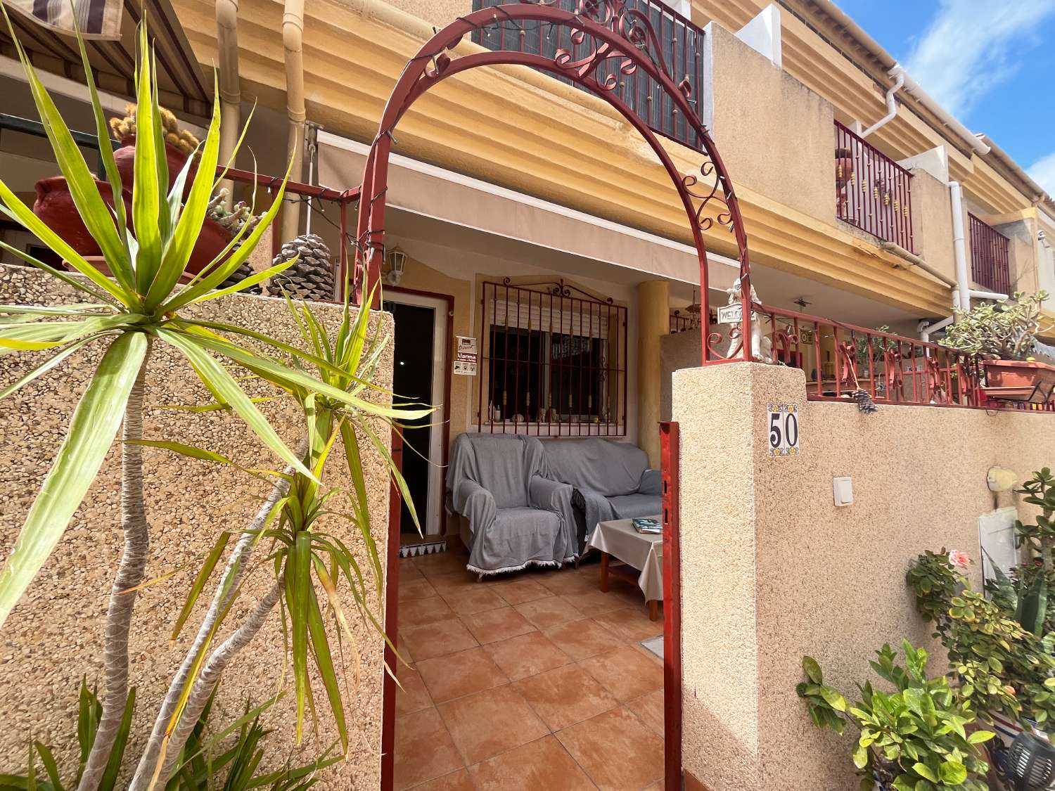 Hus til salg i Playa Flamenca (Orihuela)