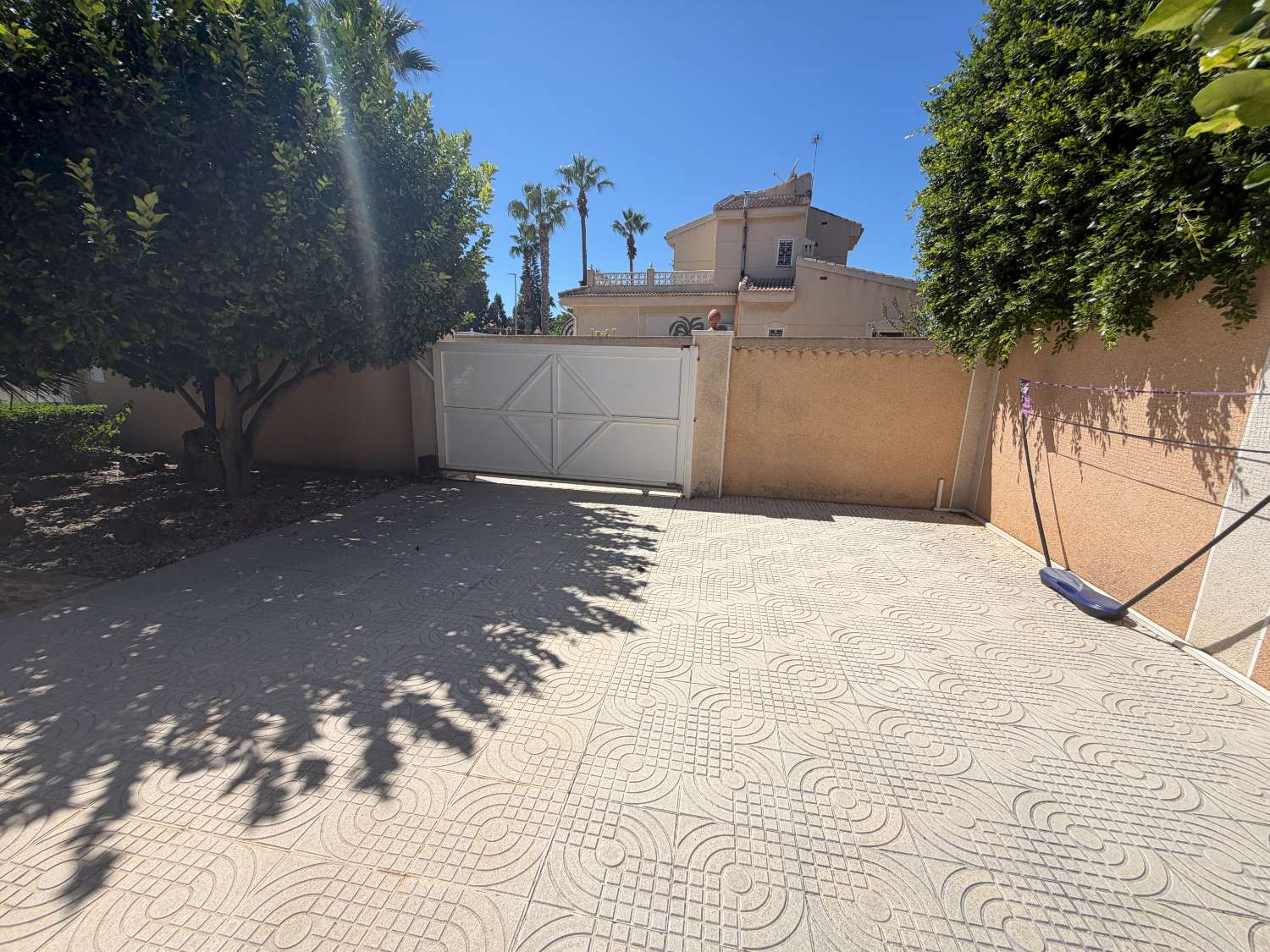 Villa exclusiva con 4 dormitorios, piscina privada y vistas a la Laguna