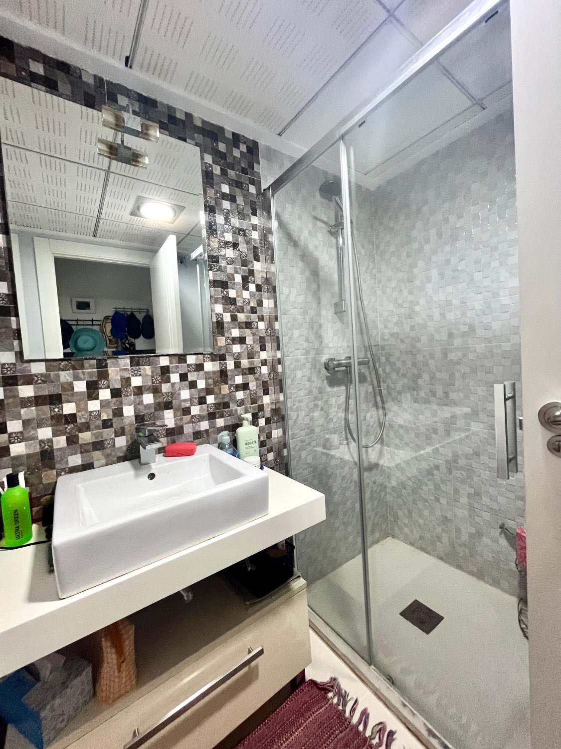 Casa preciosa en Punta Prima con 2 dormitorios, 2 baños y terraza en la azotea
