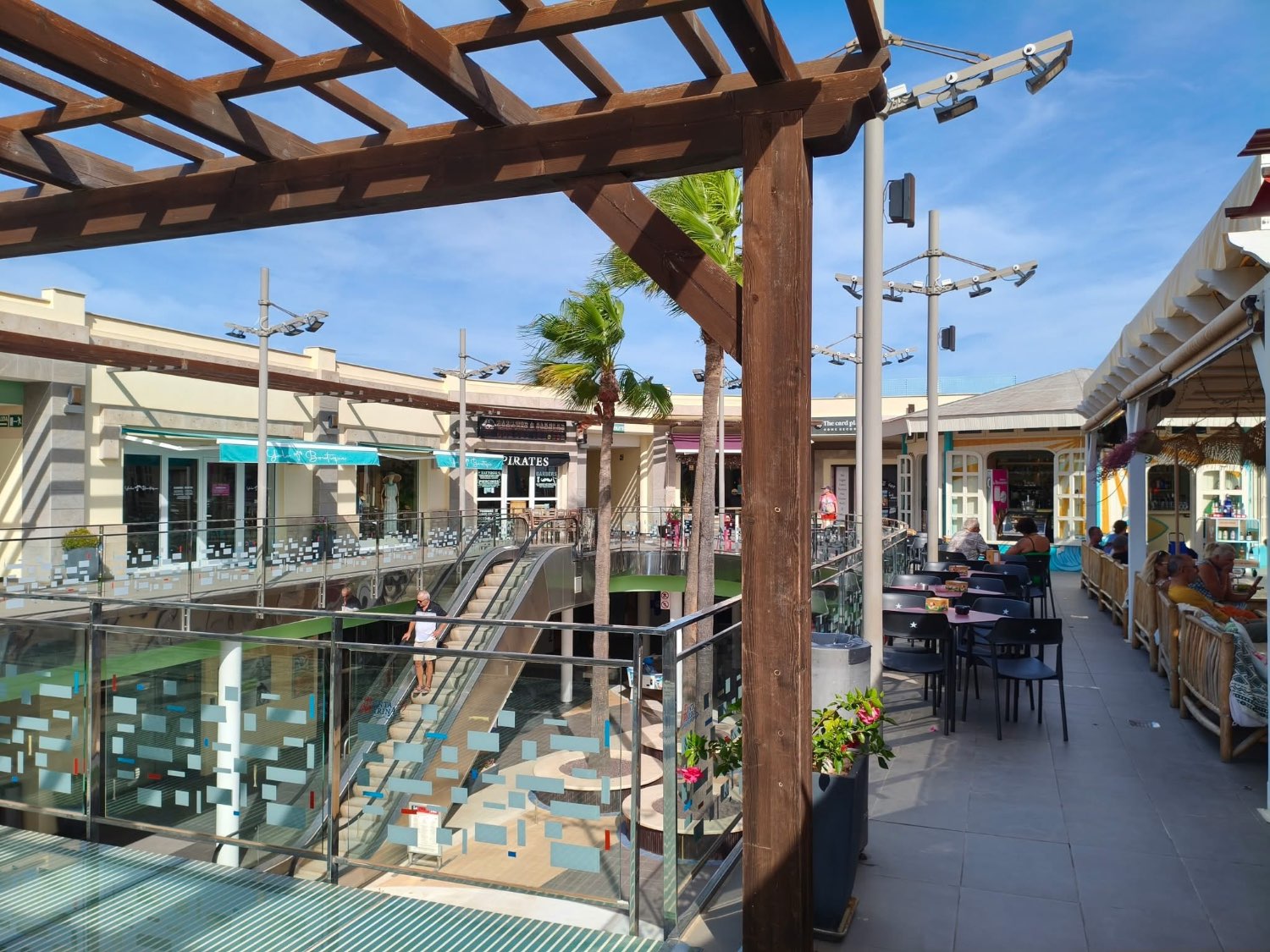 Casa preciosa en Punta Prima con 2 dormitorios, 2 baños y terraza en la azotea