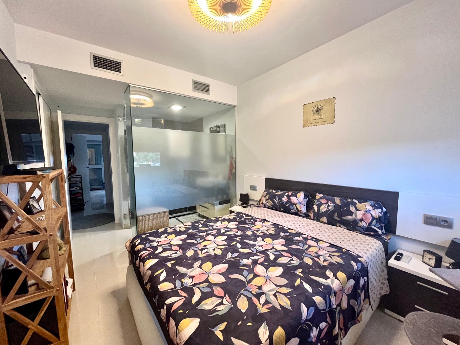 Casa preciosa en Punta Prima con 2 dormitorios, 2 baños y terraza en la azotea