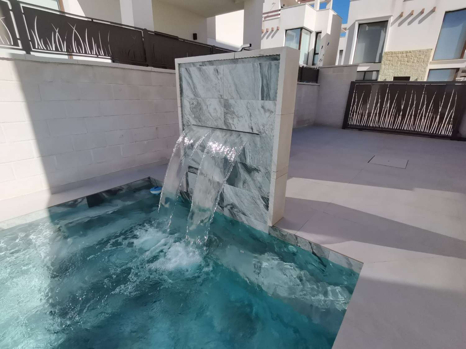 Modern Luxury Villas with Solarium & Private Pool in Ciudad Quesada