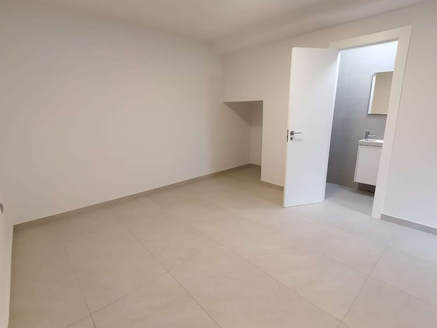 Modern Luxury Villas with Solarium & Private Pool in Ciudad Quesada