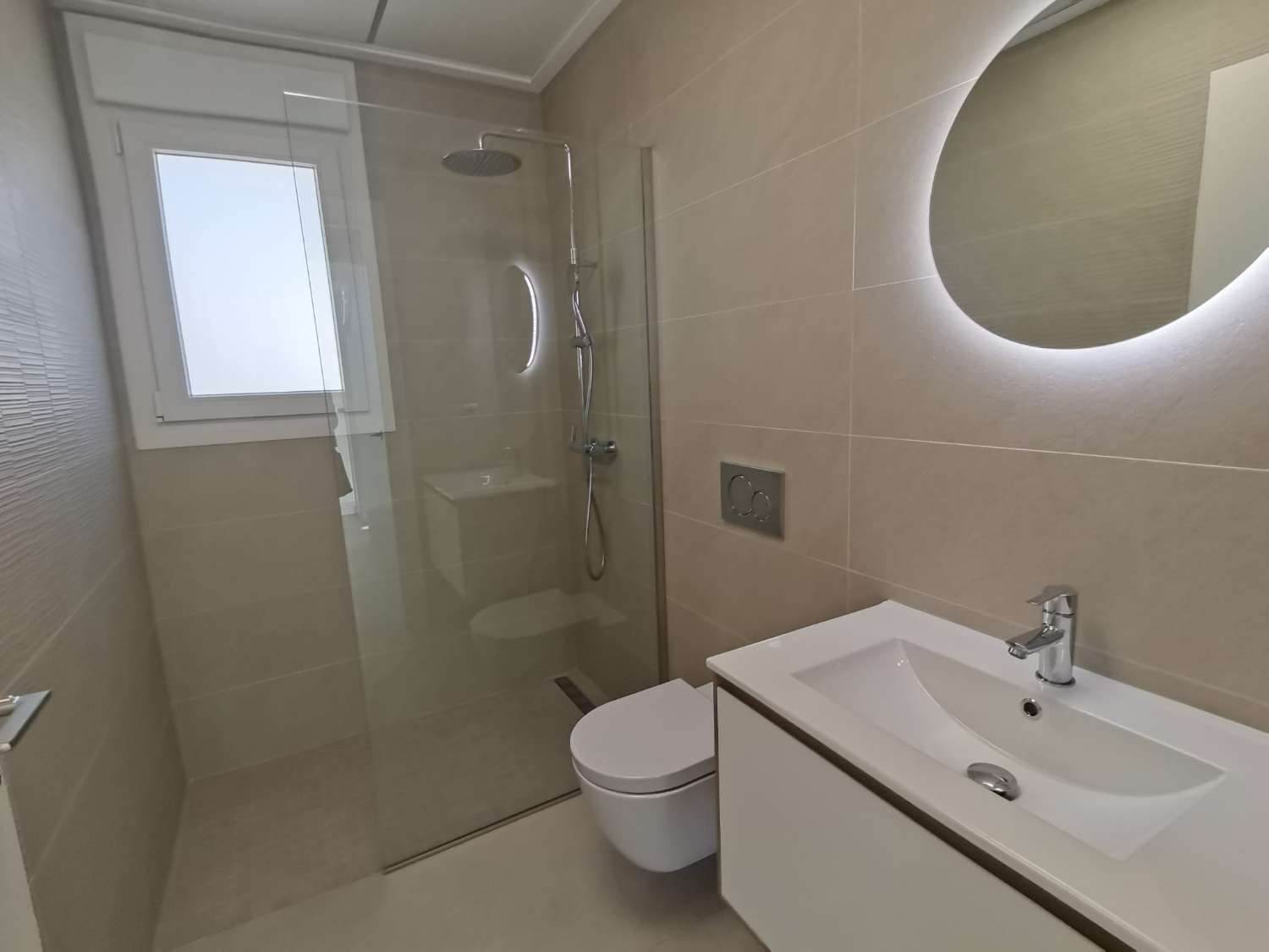 Modern Luxury Villas with Solarium & Private Pool in Ciudad Quesada