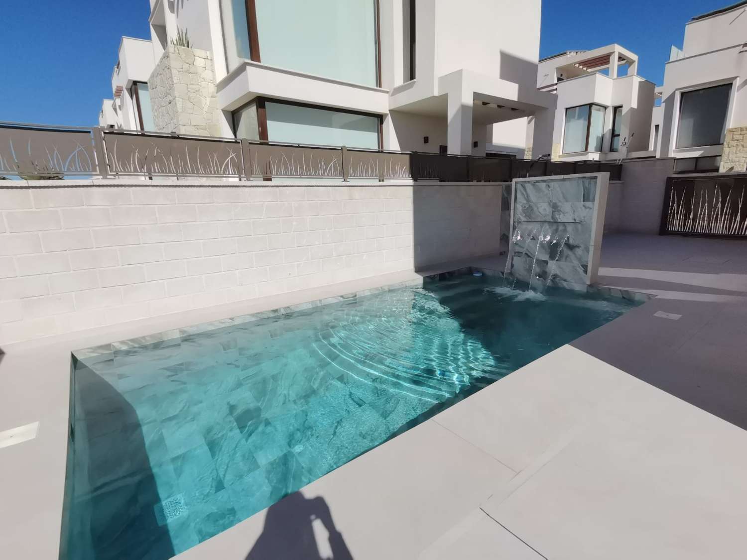 Modern Luxury Villas with Solarium & Private Pool in Ciudad Quesada