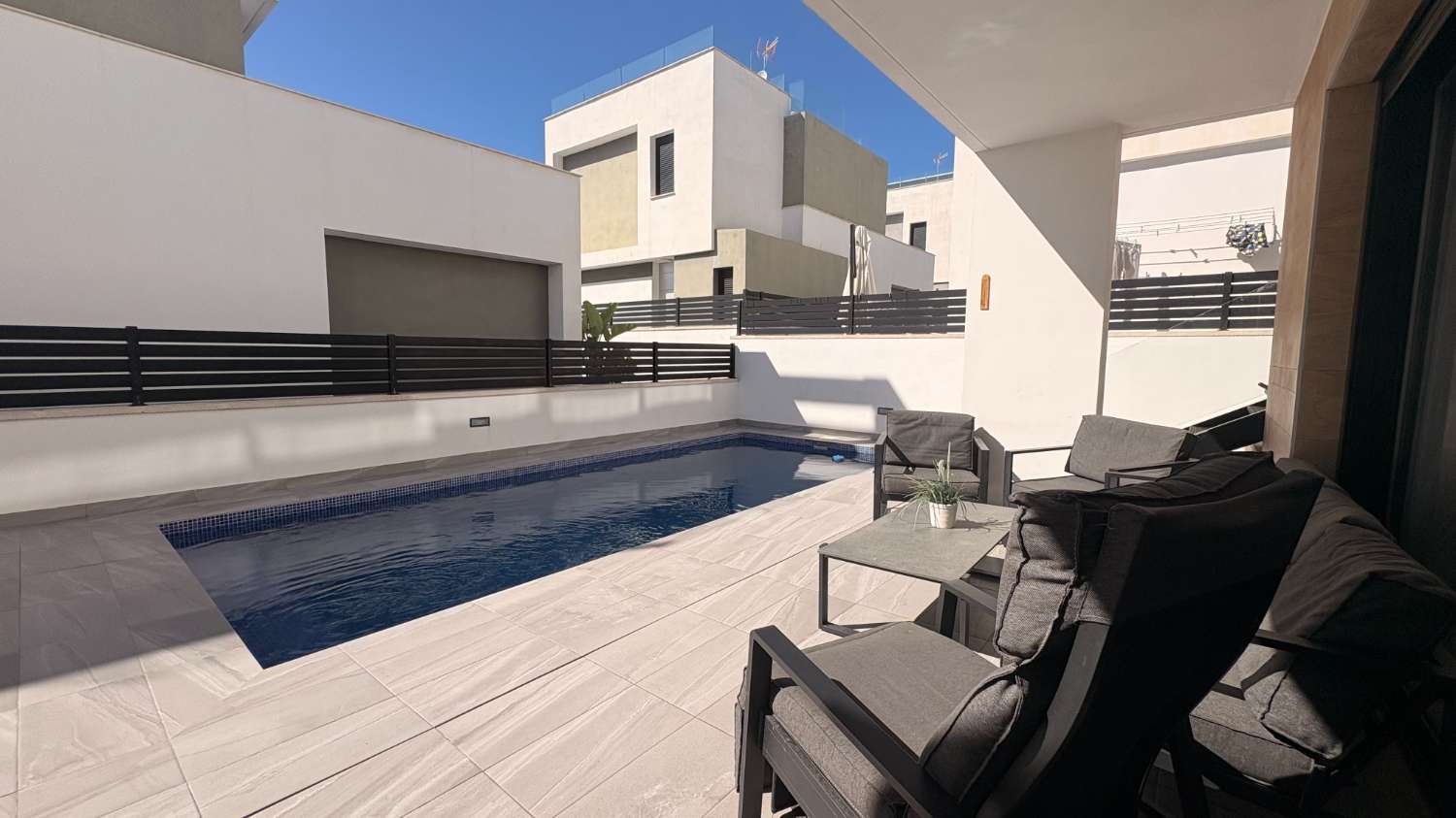 Beautiful villa with private pool and 5 bedrooms