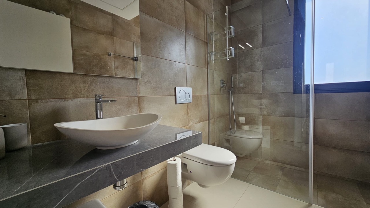 Beautiful villa with private pool and 5 bedrooms