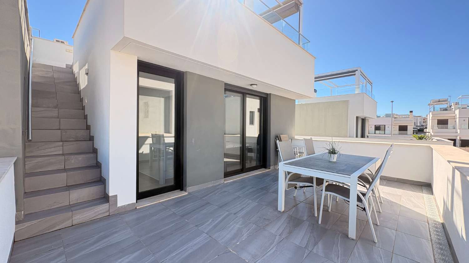 Beautiful villa with private pool and 5 bedrooms