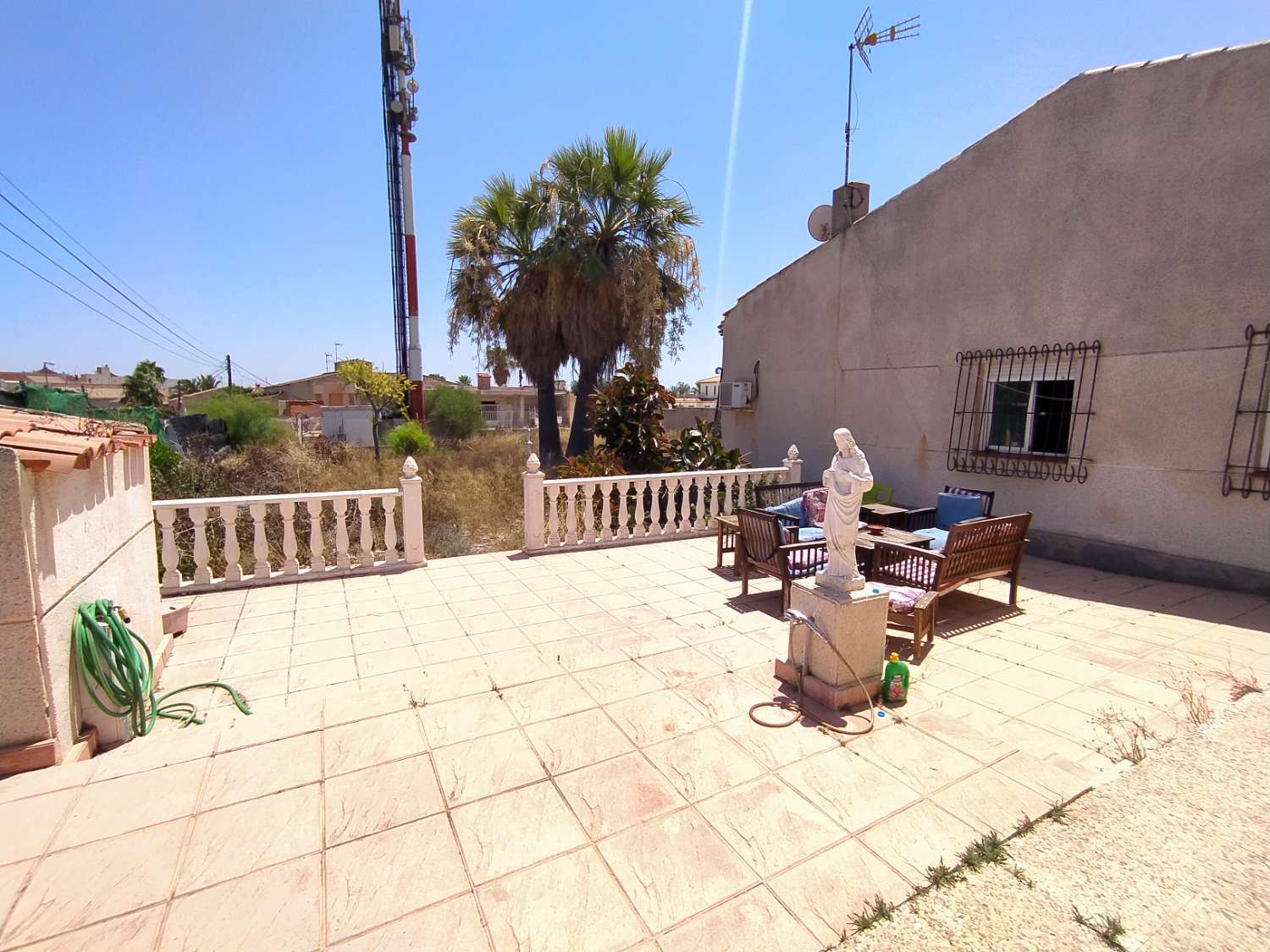 Estupendo chalet independiente de 1500m2