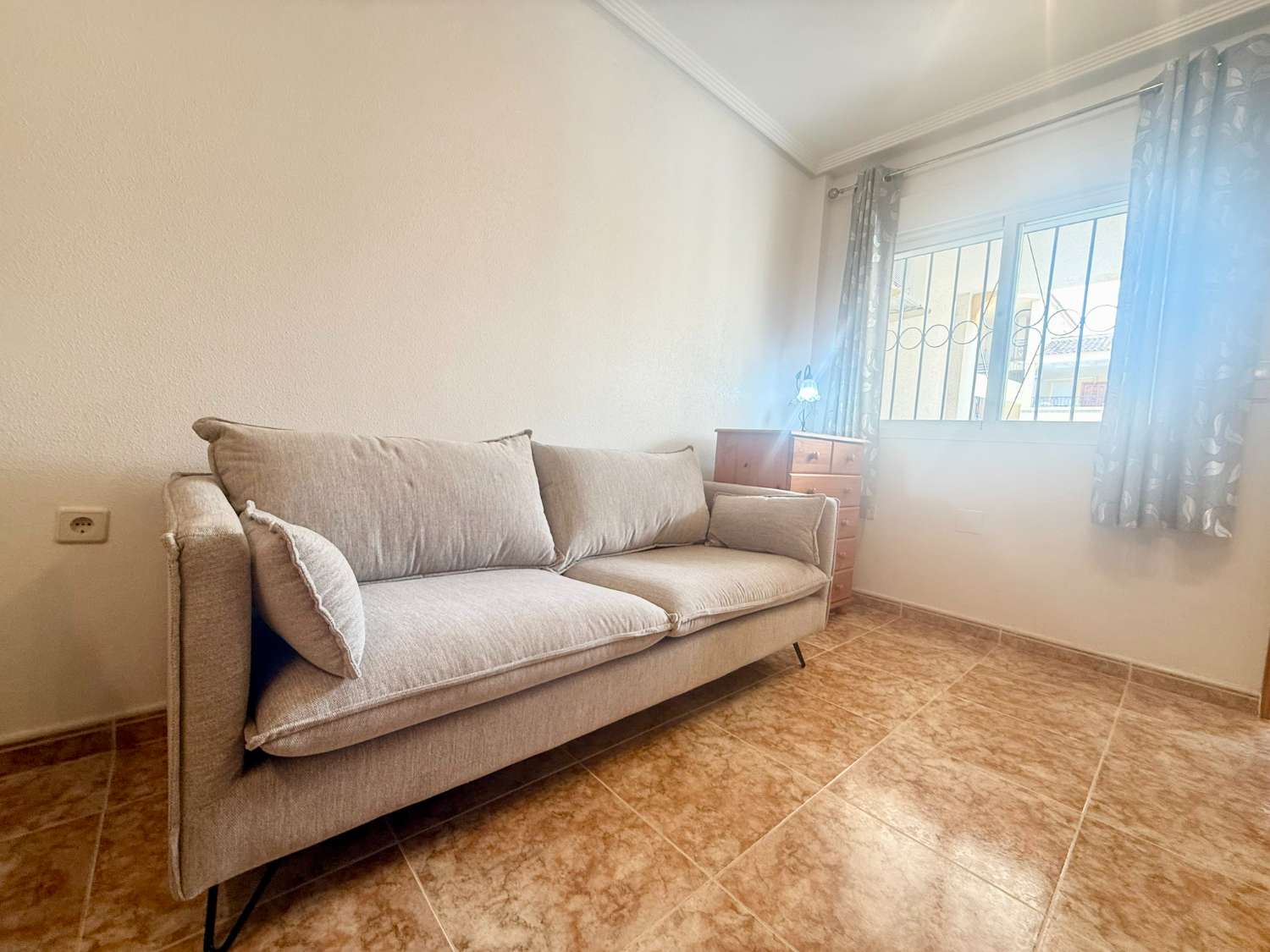 Apartamento de 2 habitaciones orientado al sur en Los Altos