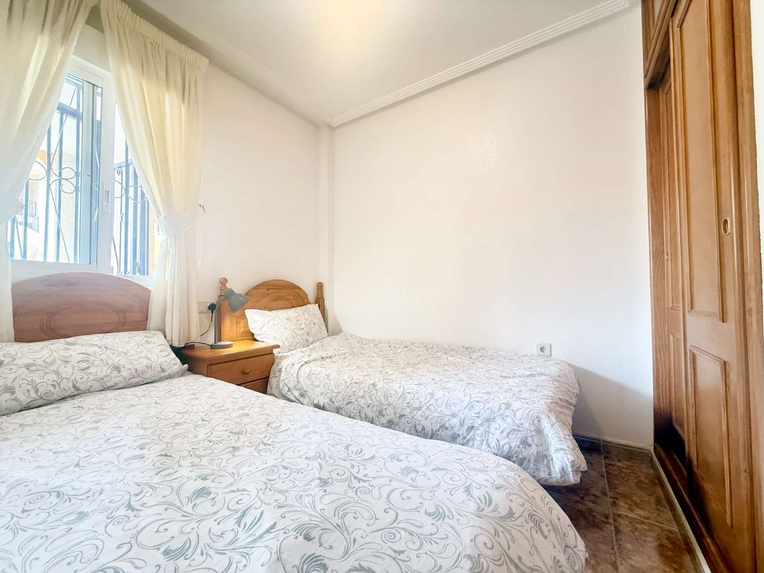 Apartamento de 2 habitaciones orientado al sur en Los Altos