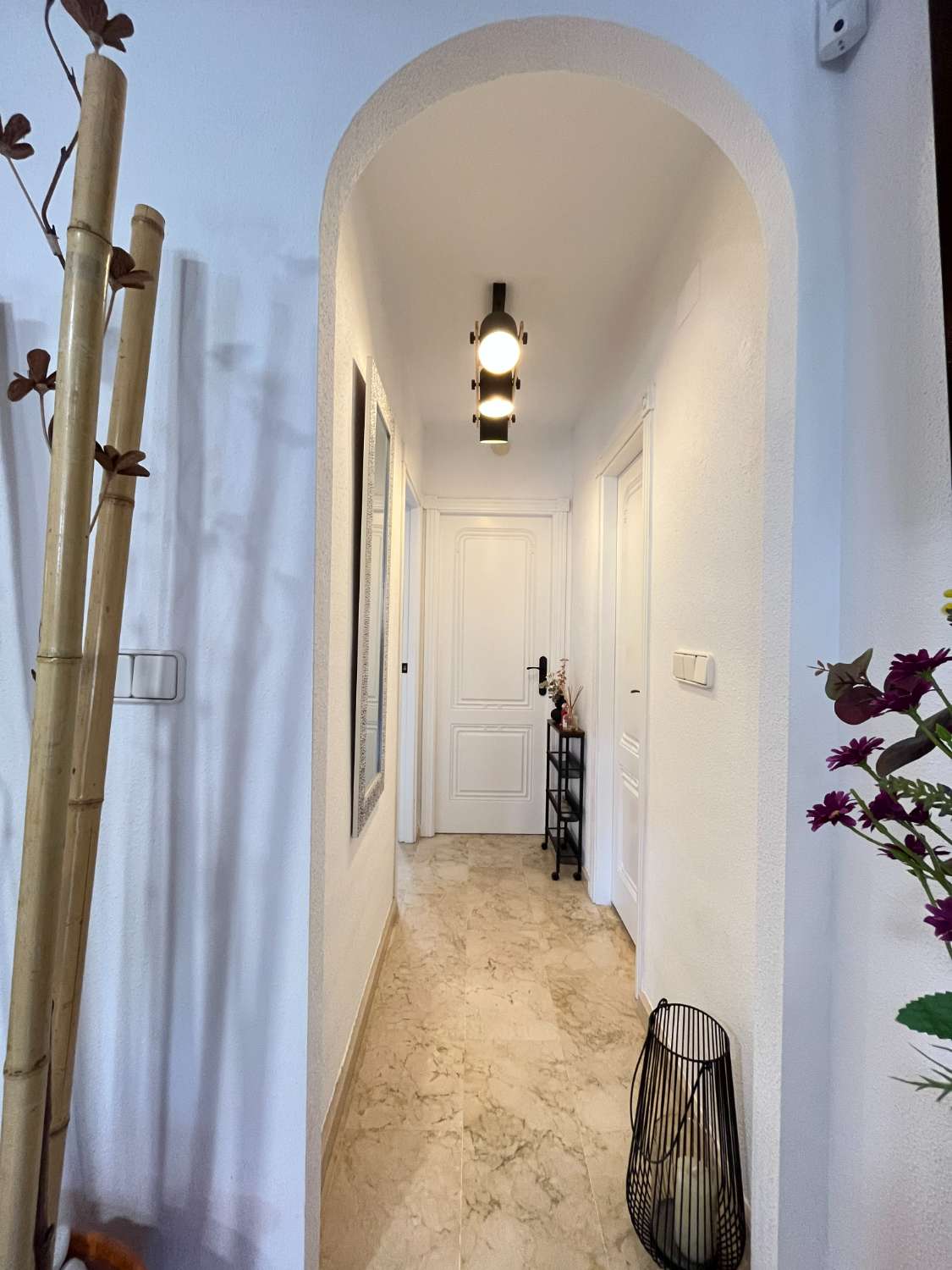 Impresionante casa adosada de 3 habitaciones con suite de invitados separada y sol todo el día