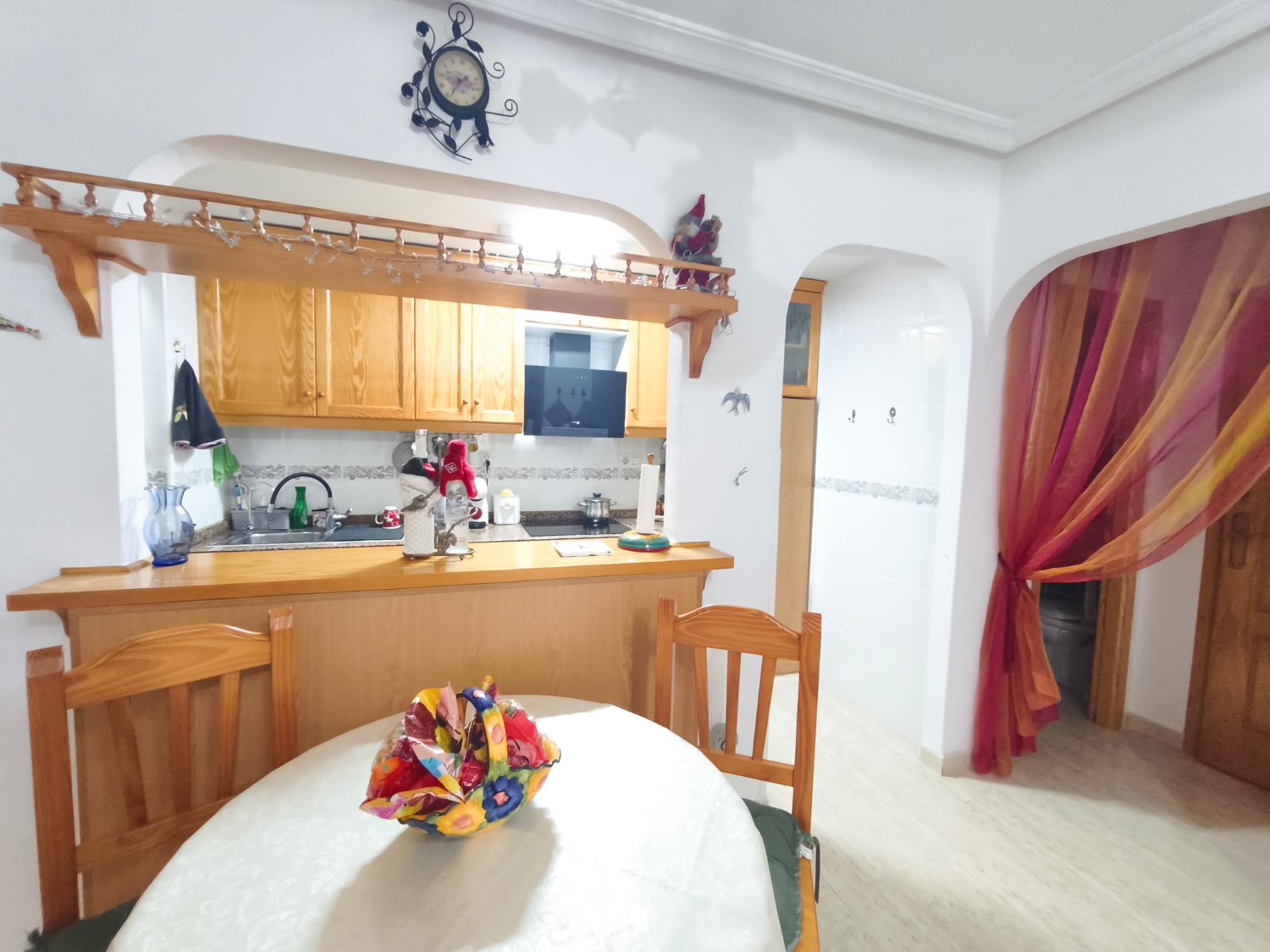 Apartamento en planta bajas de 2 dormitorios, 1 baño en Zeniamar