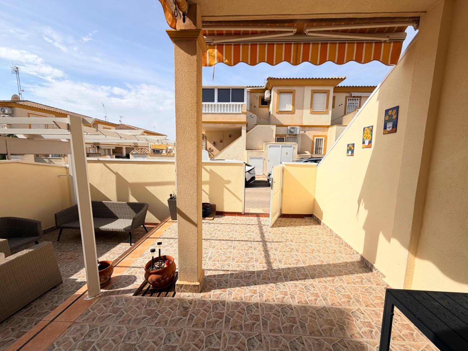 Apartamento en planta baja de 2 dormitorios 1 baño en playa flamenca