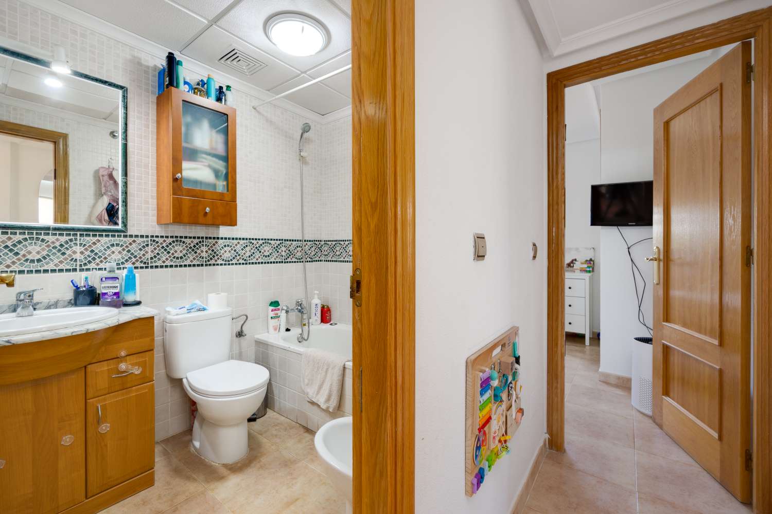 Espaciosa villa independiente de 3 dormitorios con piscina privada y gran parcela
