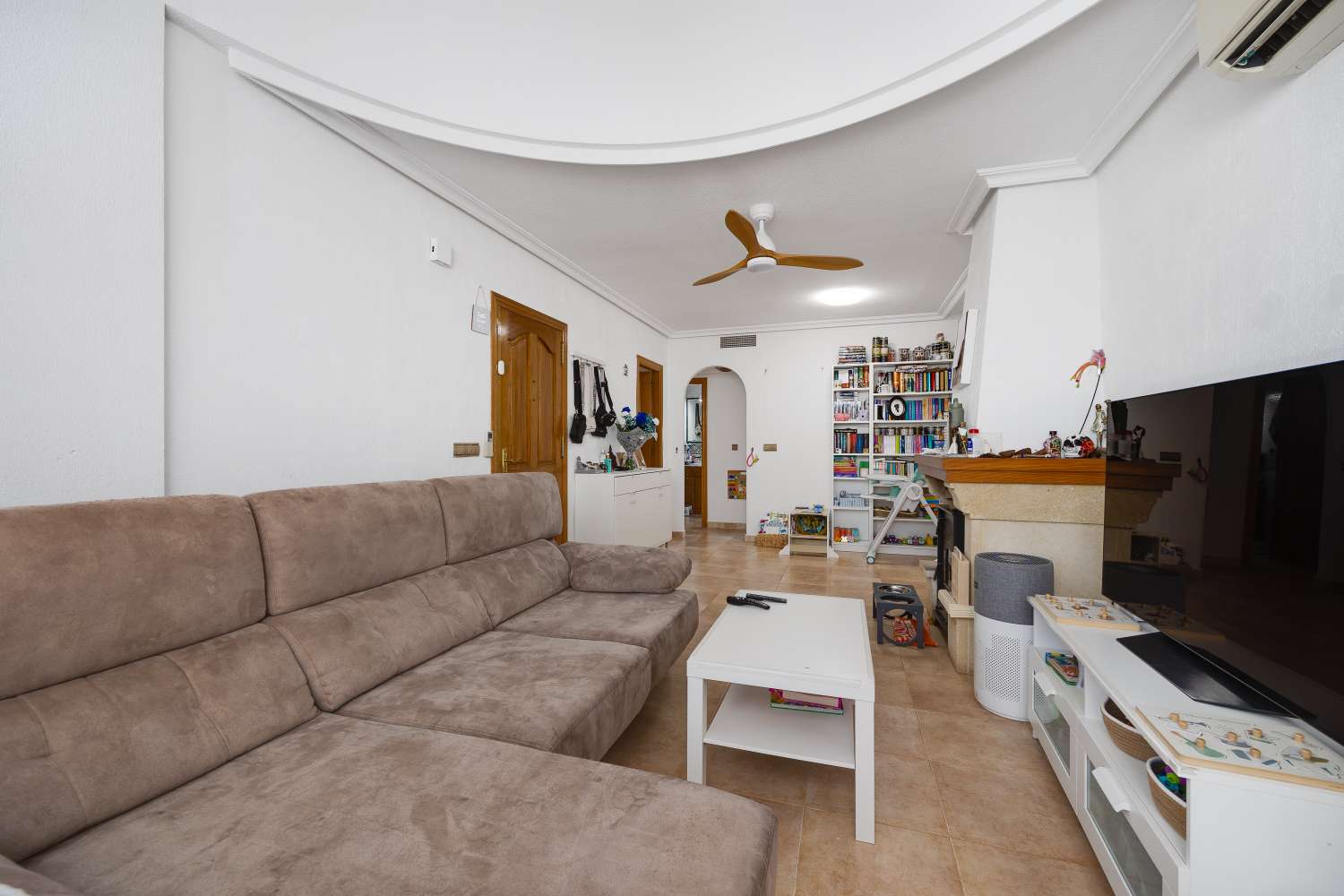 Espaciosa villa independiente de 3 dormitorios con piscina privada y gran parcela